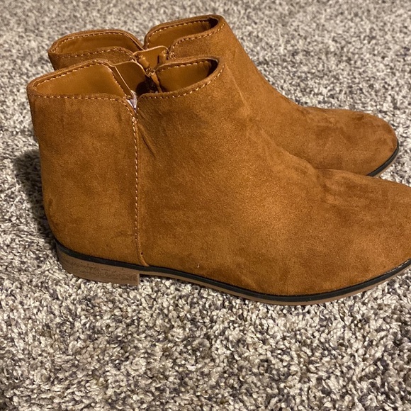 Girls boots - Picture 2 of 2